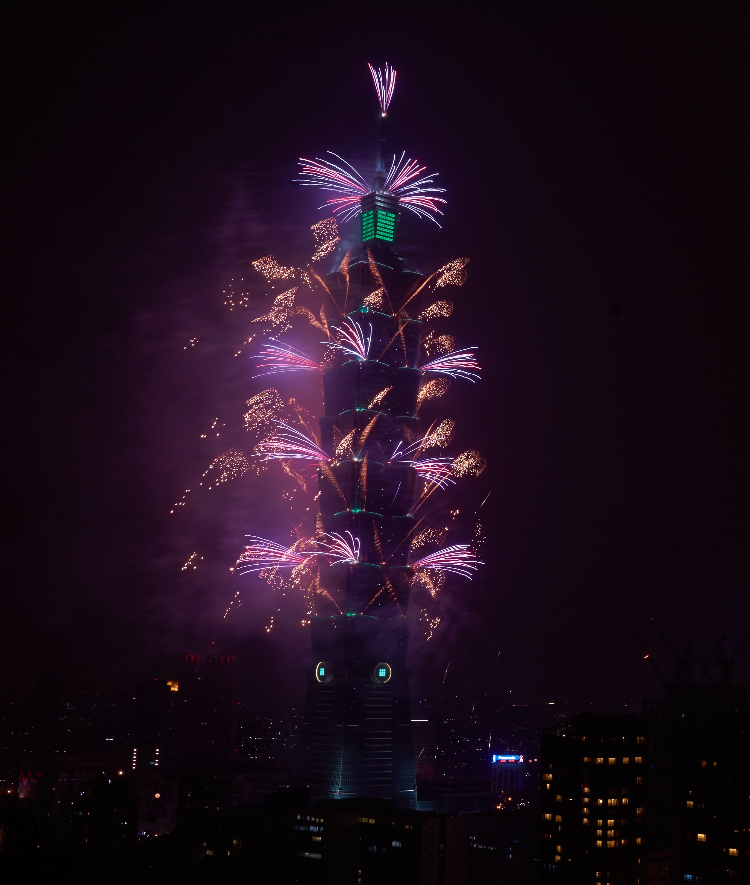 【新聞圖片】飛利浦照明助力臺北101打造臺灣綠色地標 (2).jpg